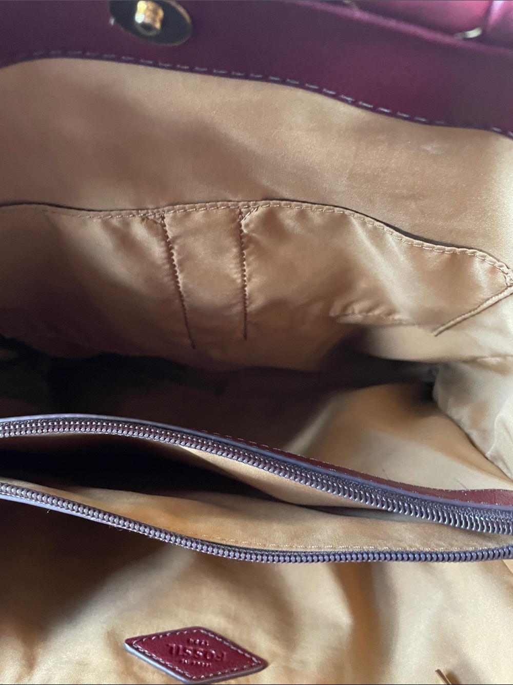 Fossil Women's Kingston Quilted Center Panel Tote Bag in Burgundy Purse - Picture 8 of 11